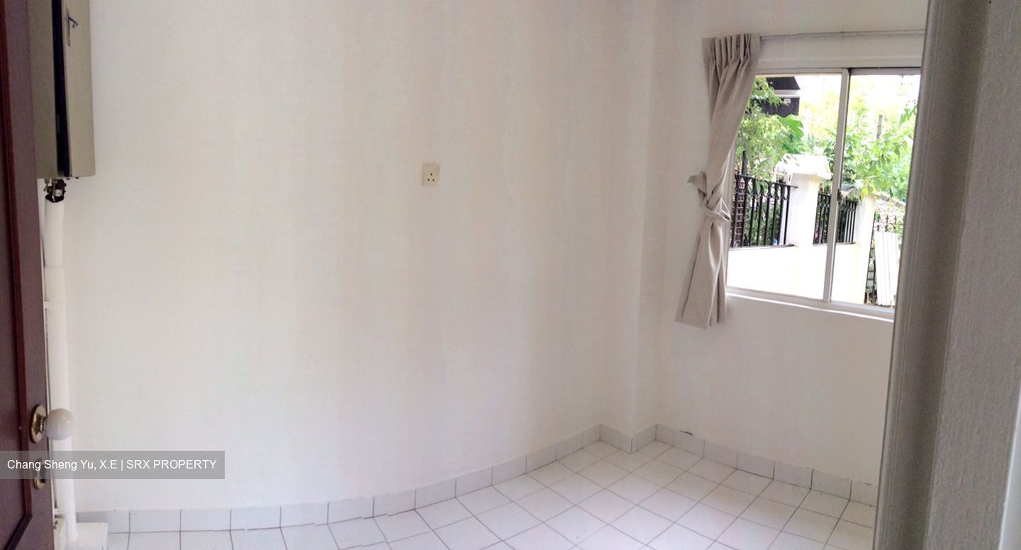 Gerald Park (D28), Terrace #351500591